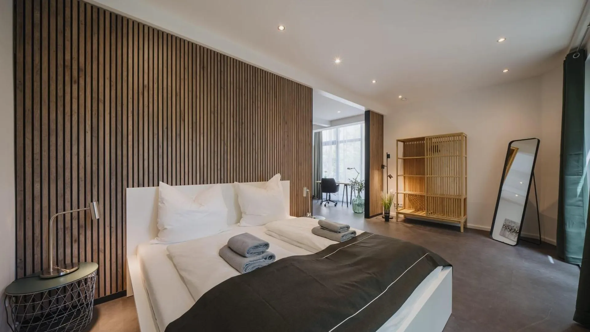Homely Berlin - Luxury Loft, Modern, Near Kurfuerstendamm I Cafe Apartment